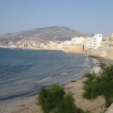 Corso Vittorio Apartment Trapani Exterior photo