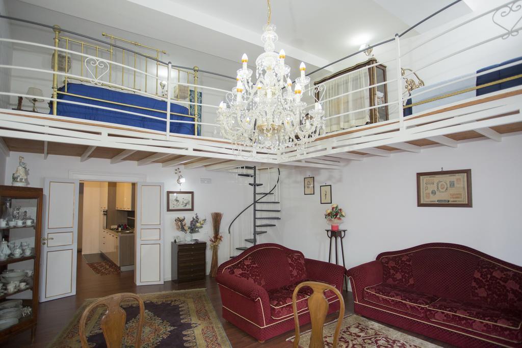 Corso Vittorio Apartment Trapani Exterior photo